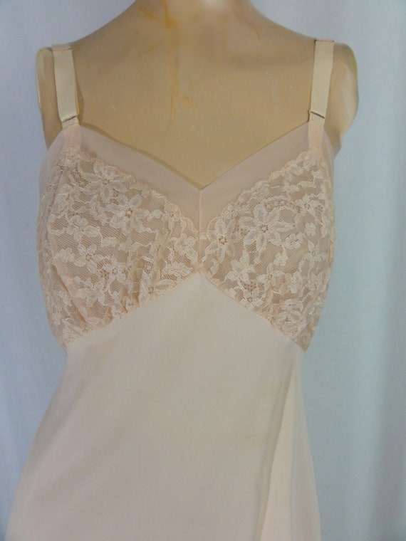 Vintage 1950s Seamprufe Slip Pink Lacy Lingerie - image 4