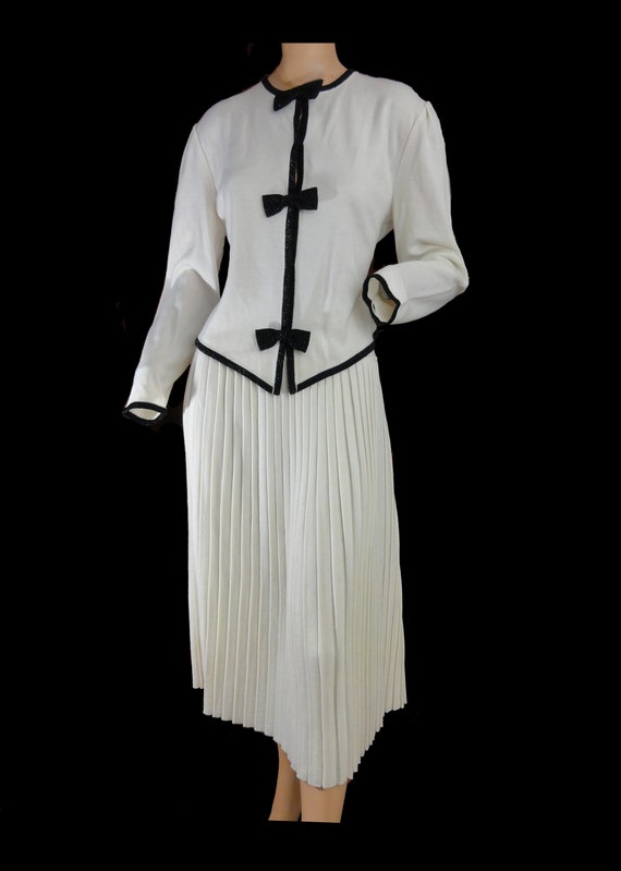 Vintage 1970s Dress Off White and Black 2 Piece K… - image 2