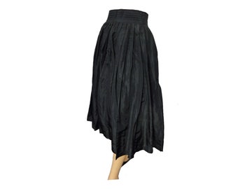 Vintage 1950s Skirt Rockabilly Pleated Black Taffeta Full Cut Dressy 26" Waist