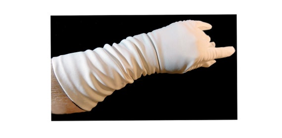 Vintage 1960s Ladies Gloves Off White Nylon Long … - image 1