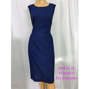 Chic 1950s Wiggle Dress Navy Blue Sheath Sleeveless Summer Frock 39 Bust image 2