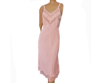 Vintage 1950s Slip Pink Bias Cut Acetate Rayon Lace and Embroidery Trim