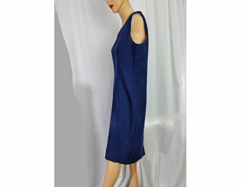 Chic 1950s Wiggle Dress Navy Blue Sheath Sleeveless Summer Frock 39 Bust image 3