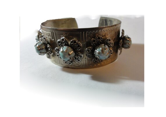 Vintage 1950s Cuff Bracelet Faux Turquoise Southw… - image 3