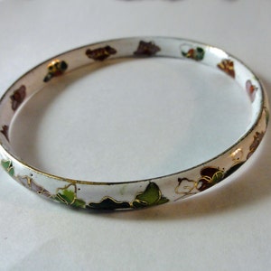 White Enamel Cloisonné Bracelet Vintage Brass Bangle Colorful Floral Red Pink Green Stackable