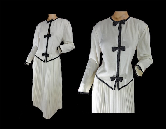 Vintage 1970s Dress Off White and Black 2 Piece K… - image 1