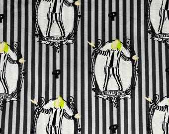 Tela de Beetlejuice: corte de vaso o cuarto gordo / Tela de algodón / Tela de película de terror para manualidades y costura