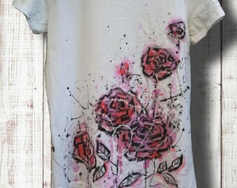 Abstract roses hand-painted cotton t-shirt. XL size.  Original outfit fot women.