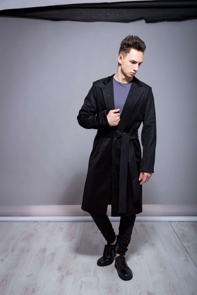 Men's buttonless coat / Minimalist overcoat in black / | Etsy