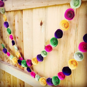 Paper Flower Garland | Tropical Fiesta Wedding Decor