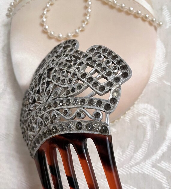 Beautiful Antique Comb Ornate Art Deco Crown or T… - image 5