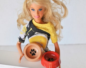 Small DOLL Size Dog or Cat Food Bowls, Barbie Doll Miniature Pet Accessory, Miniature Paw Print Pet Food Bowls for Your Doll