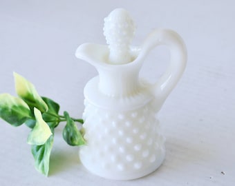 Vintage blanco Fenton Hobnail botella de vidrio de leche con tapón, botella de vidrio de leche con mango de mediados de siglo para vinagre de aceite