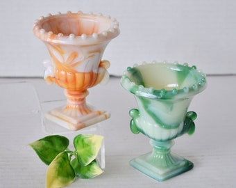 Vintage miniatura de urna de escoria de cristal de jarrón palillo de dientes, pequeño coleccionable NYC MERC CO Jarrón de vidrio de escoria naranja y blanco o verde y blanco