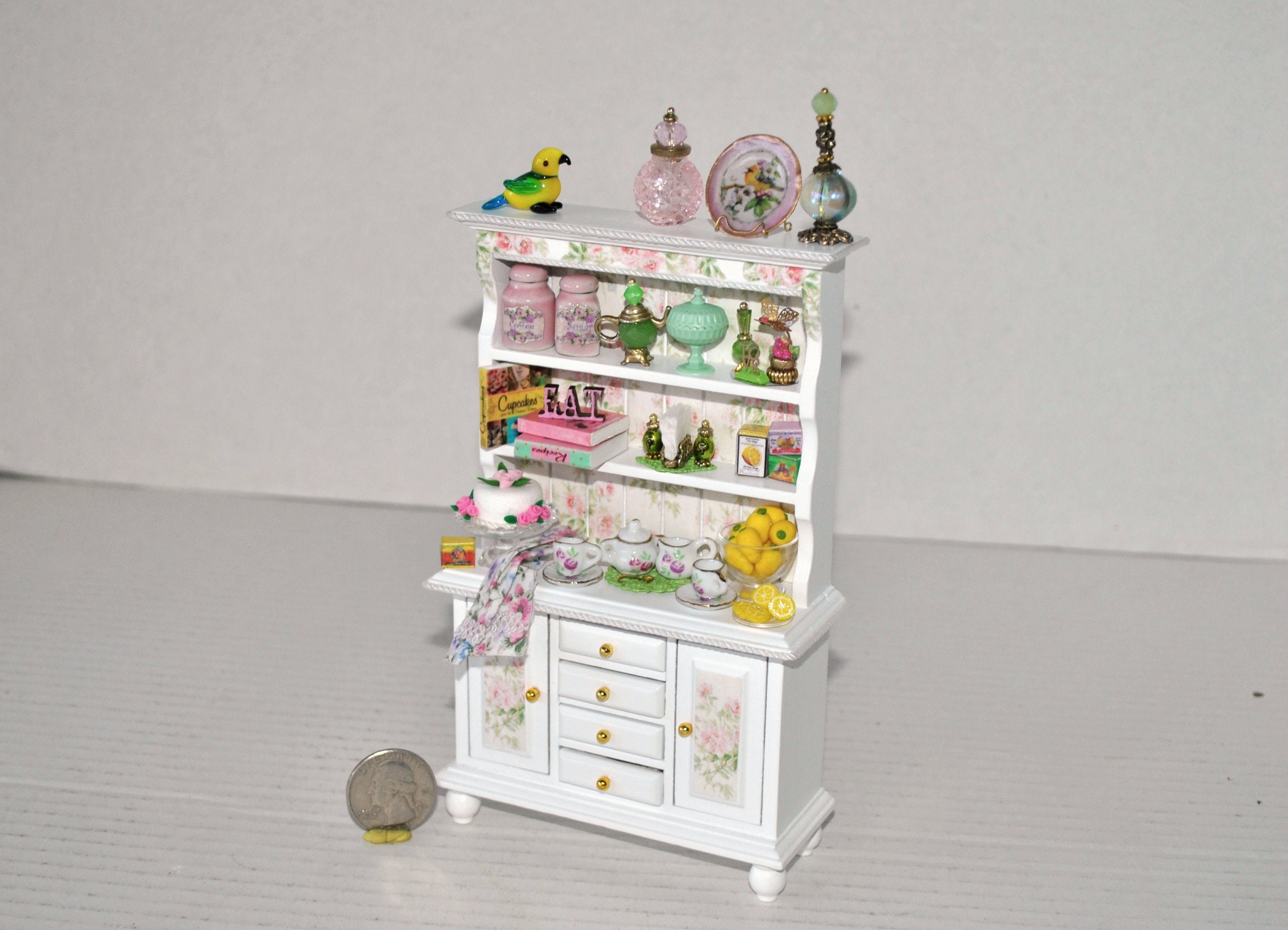 miniature kitchen accessories