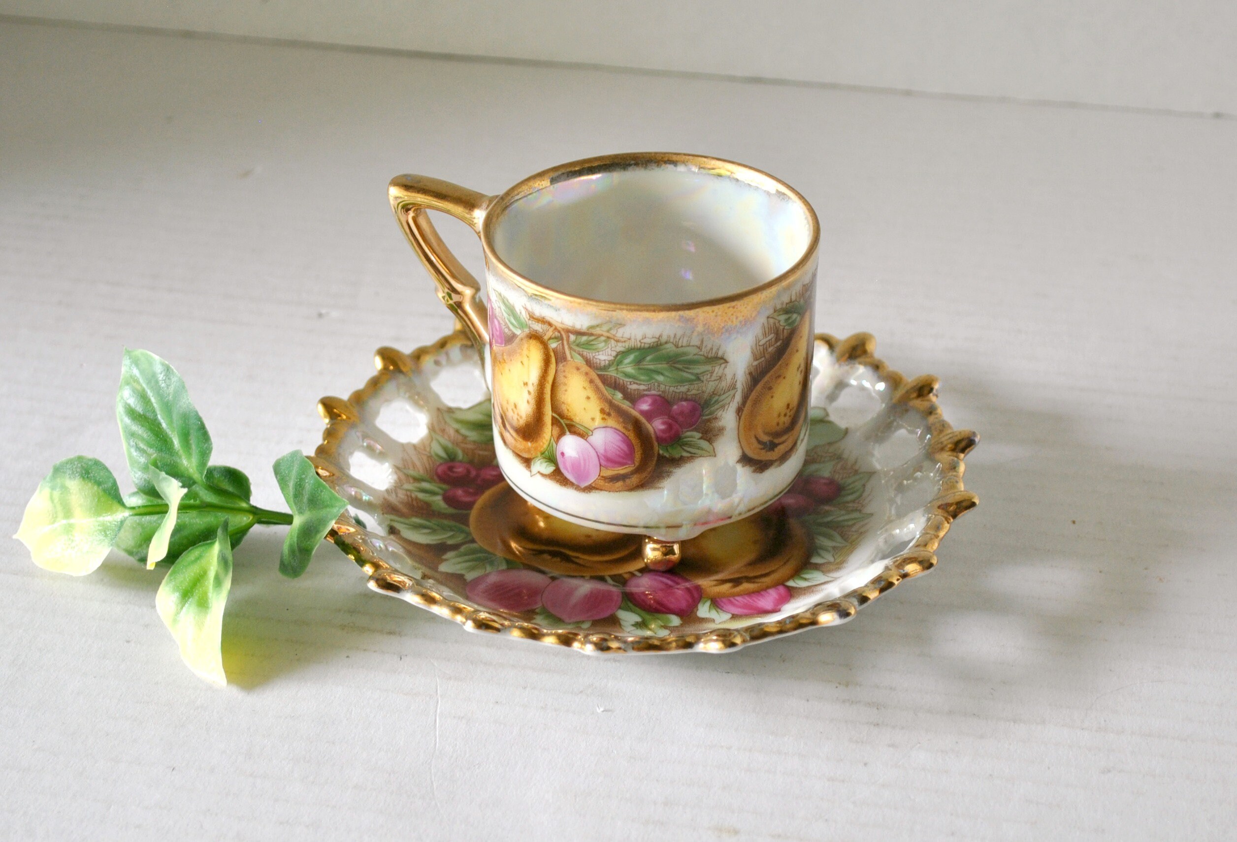 Vintage RARE Unique Tri Footed Tea Cup and Reticulated Saucer Etsy