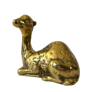 Brass Giraffe Figurine, Vintage Brass Home Decor, Animal Decor, Brass Animal, Giraffe Lover, Gift, Nursery Decor, Safari Decor image 2