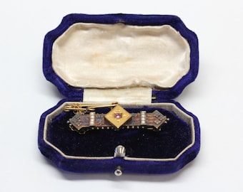 Victorian 15ct Rose Gold Bar Pin, with Original Velvet Box - Truly Exquisite Patina