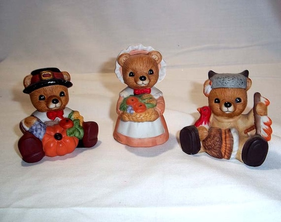 Set of 5 Vintage Halloween Bear Figurines with pumpkins Thanksgiving ...
