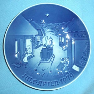 Bing & Grondahl Copenhagen Porcelain 1979 Christmas Plate &quot;WHITE CHRISTMAS&quot; Artist Henry Thelander