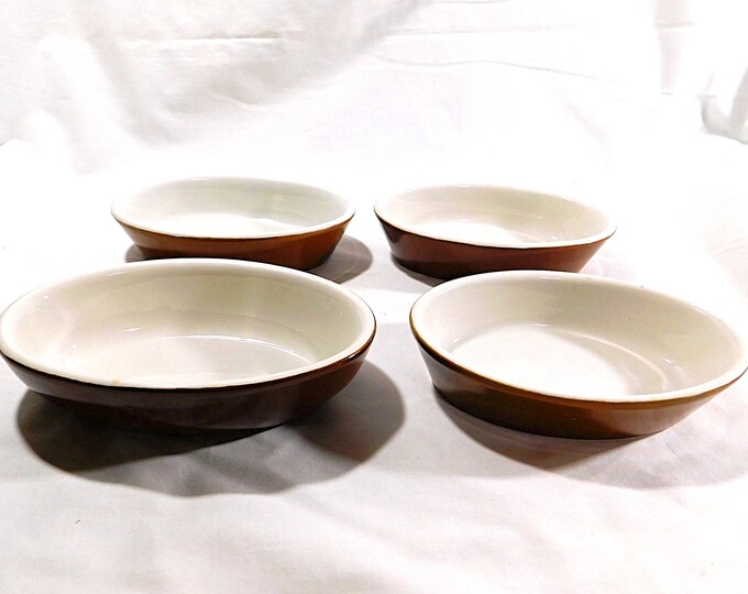 Four Vintage Hall Pottery Oval Casserole Baking Dishes Au Gratin Style
