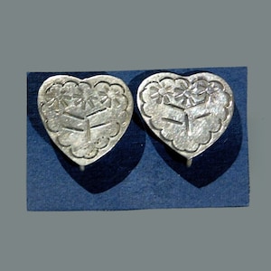Ladies Vintage Silver Toned Heart Stud Earrings with Stamped Floral Design