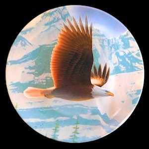 Knowles THE BALD EAGLE by Artist Daniel Smith Collectors Plate  First Issue in The Majestic Birds / Limited and Numbered