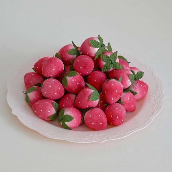 Spun Cotton Strawberries / Set of 4