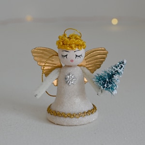 Spun Cotton Angel / Christmas Ornament / Retro Style Ornament