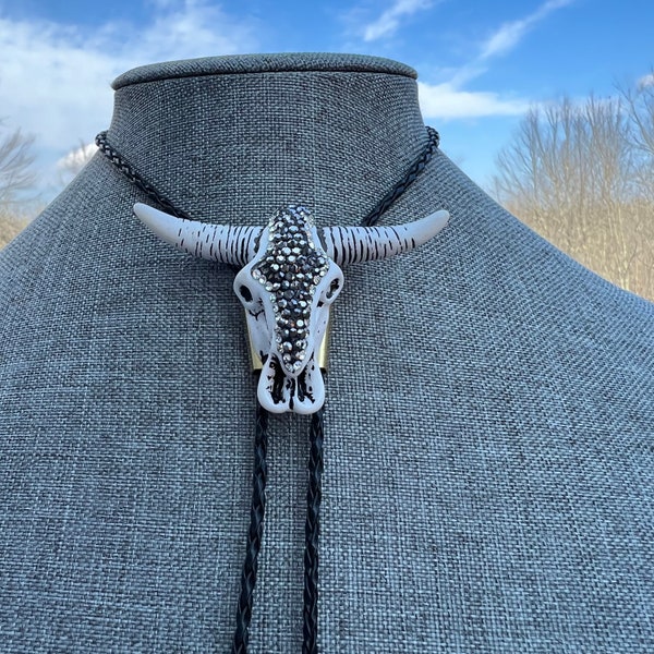 Rhinestone Cowboy Gem Studded Longhorn Steer Texas Cow Skull Classic Southwest Bolo Tie Necklace Americana Yall'ternative