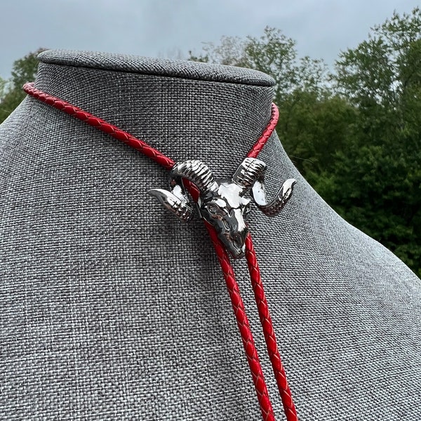 Ram Skull Bolo Tie Necklace Red Leather Cord Silver Color Metal Rockabilly Goth Punk Retro Unisex Jewelry Dangling Arrow Tips