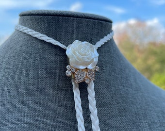 Bolo Tie Necklace Western Wedding Formal Jewelry White Vegan Braided Cord with Large Flower Gem Design Unisex Mens Womens Yall&#39;ternative