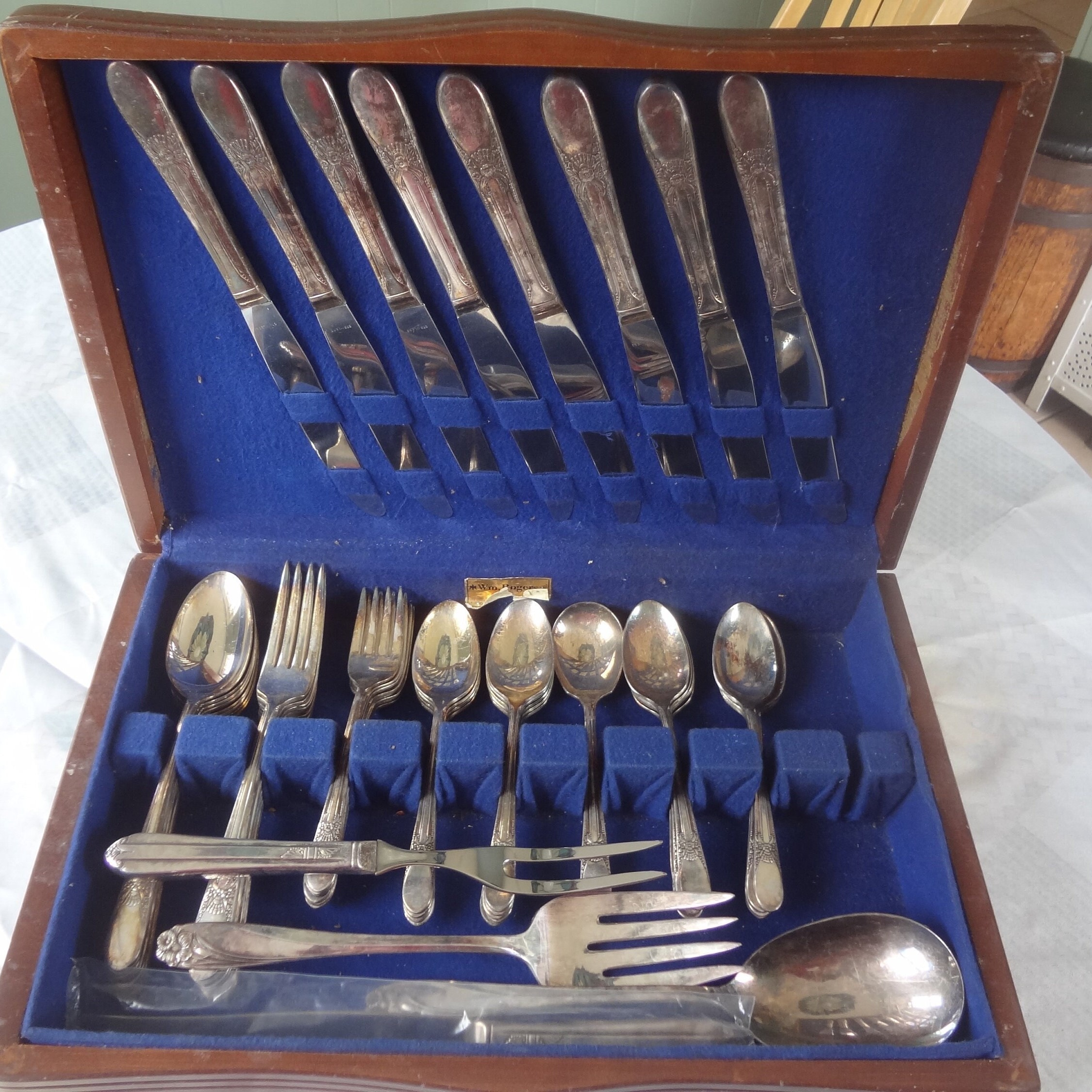 Vintage Elegant Dark Oak Finish Silverware/flatware Storage 