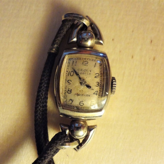 Gruen Curvex Precision Watch / 1930's Gruen Wrist