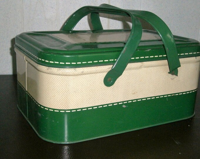 Metal Picnic Box With Handles Green and Tan Vintage Picnic Etsy