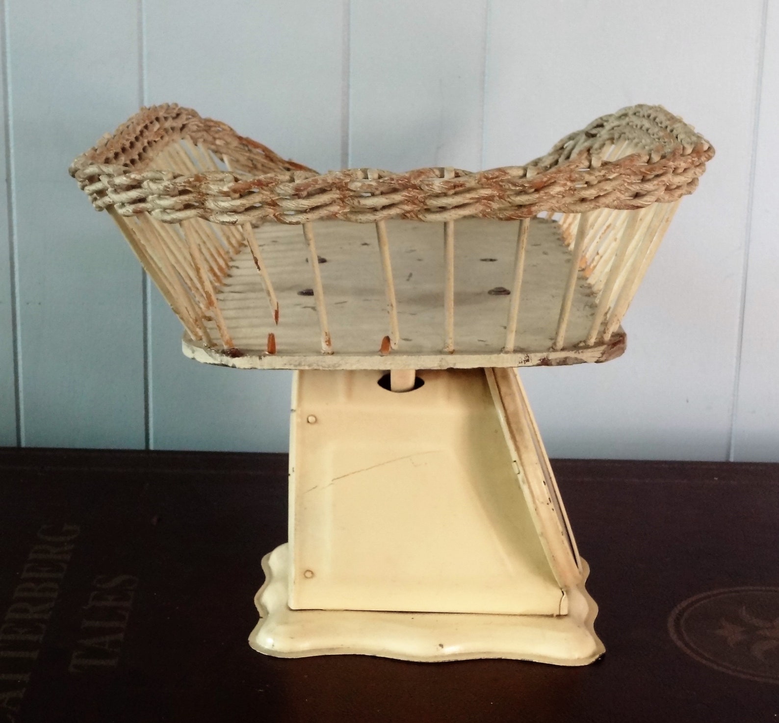 Wicker Basket Baby Scale 30 Pound Metal Scale 1930's Etsy