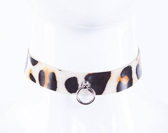 O Ring Leopard Latex Line Choker