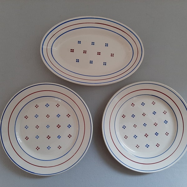 lot 2 assiettes à dessert et ravier K&G Luneville "Madeleine" France