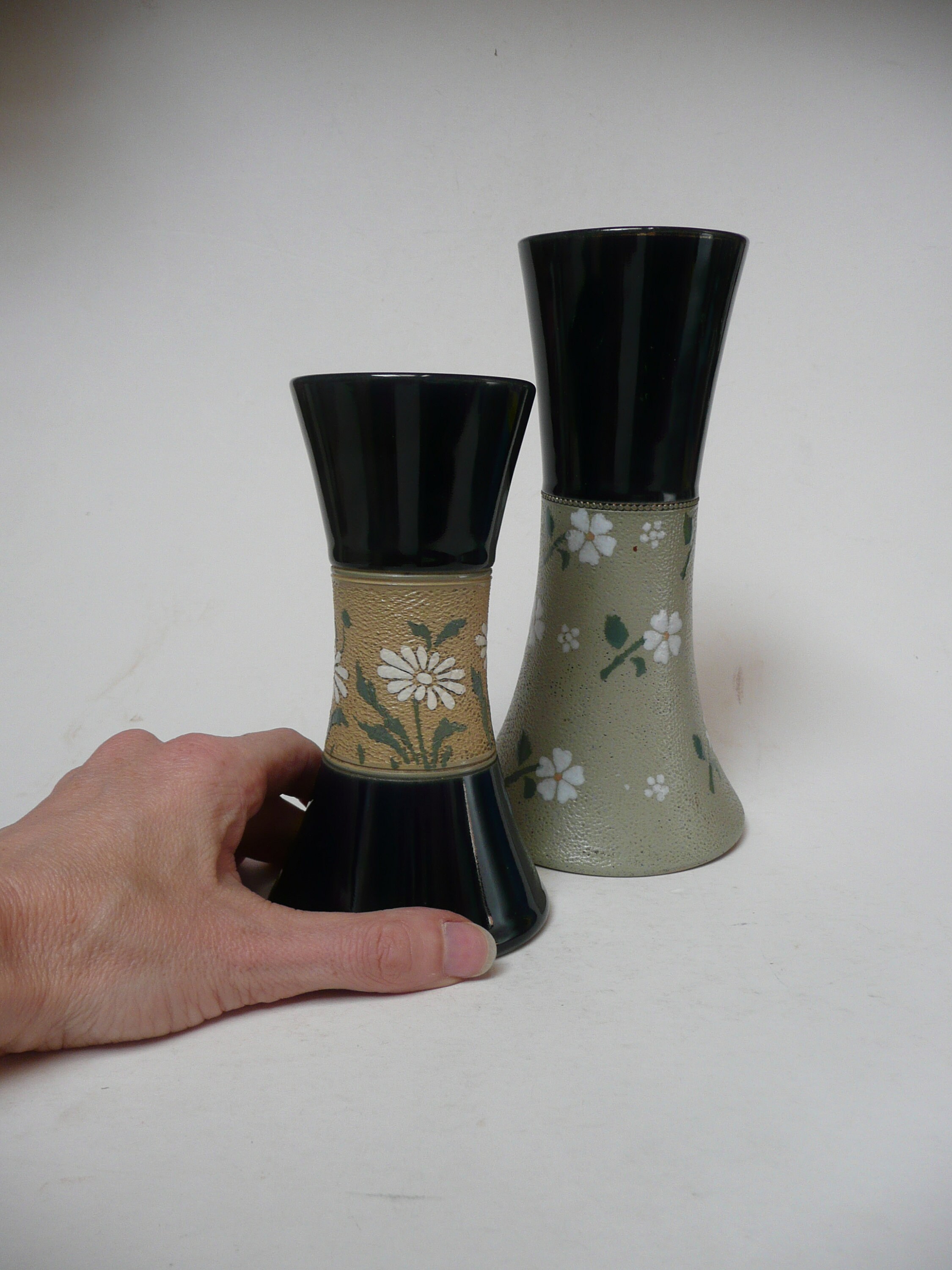 花柄陶器花瓶　詳細不明 20 世紀初頭のロヴァットのラングレー陶器の花瓶 2 個 - Etsy 日本