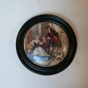 Puede incluir: Una imagen redonda con marco negro que representa a un hombre y una mujer con ropa de época. El hombre sostiene un palo y la mujer una cesta. El texto "City of London - Steel Organ" está en la parte inferior de la imagen.