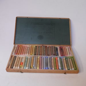 Charming WWII Era Antique Lefranc Paris French Box of