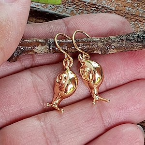 Snail Earrings, Snail Dangles, Gold Snail Earrings, Snail Lover Gift, Snail Jewelry, Gold Snail Jewelry, Tiny Snails, Garden Snail Jewelry