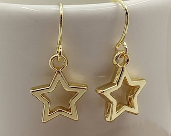 Mini Gold Star Earrings, Small Star Earrings Gold Dangle, Open Star Earrings, Mini Gold Star Dangle Earrings, Minimalist Gold Star Dangles