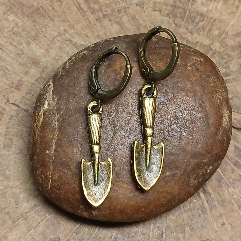Trowel Earrings, Archaeology Trowel Earrings, Archaeology Jewelry, Garden Tool Earrings Lever Back