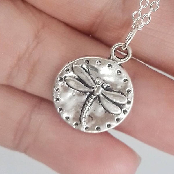 Dragonfly Necklace, Dragonfly Disc Necklace, Silver Dragonfly Necklace, Dainty Dragonfly Necklace, Silver Dragonfly Necklace