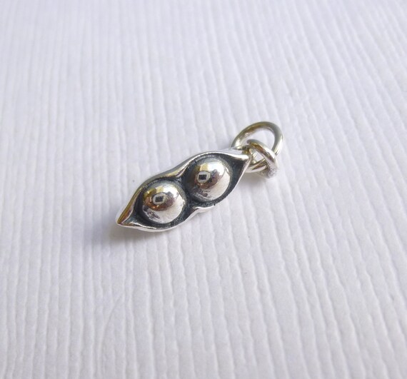 Sterling Silver Two Peas In A Pod Charm