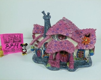 Harriet Goldmine “Art of Disney” Minnie Mouse House 12”
