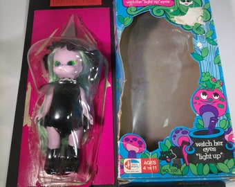 RARE VINTAGE 1972 EMERALD THE ENCHANTING WITCH DOLL AMSCO