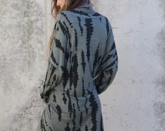 Miau Long sleeve oversized top/dress, batt sleeve, knot top long sleeve loose fit sweater, tunic top, basics, black and white.