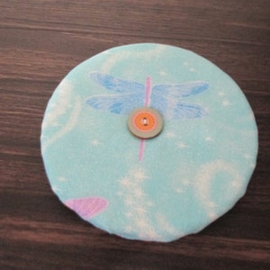 Dragonfly Playing Card Holder: Game Accessory, Helping Hands